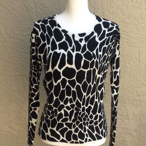 Designers originals Luxelon sweater size M